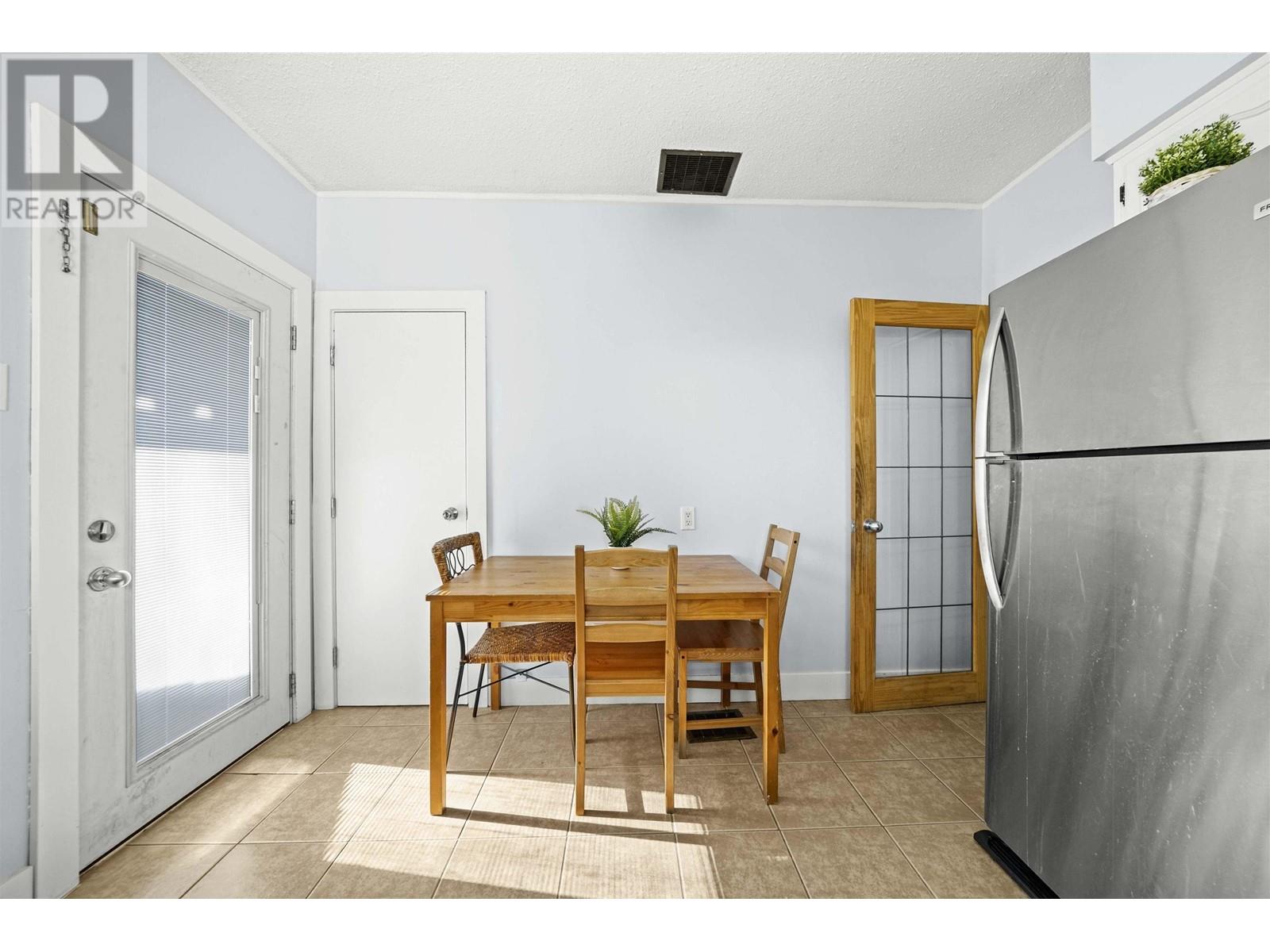 1342 E 24th Avenue, Vancouver, British Columbia  V5V 2B7 - Photo 5 - R2853606