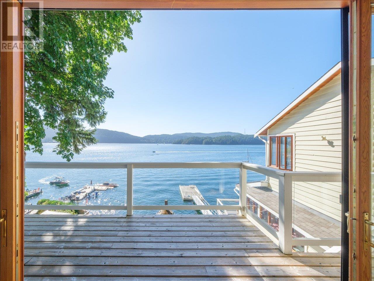 5654 INDIAN RIVER DRIVE, North Vancouver, British Columbia One