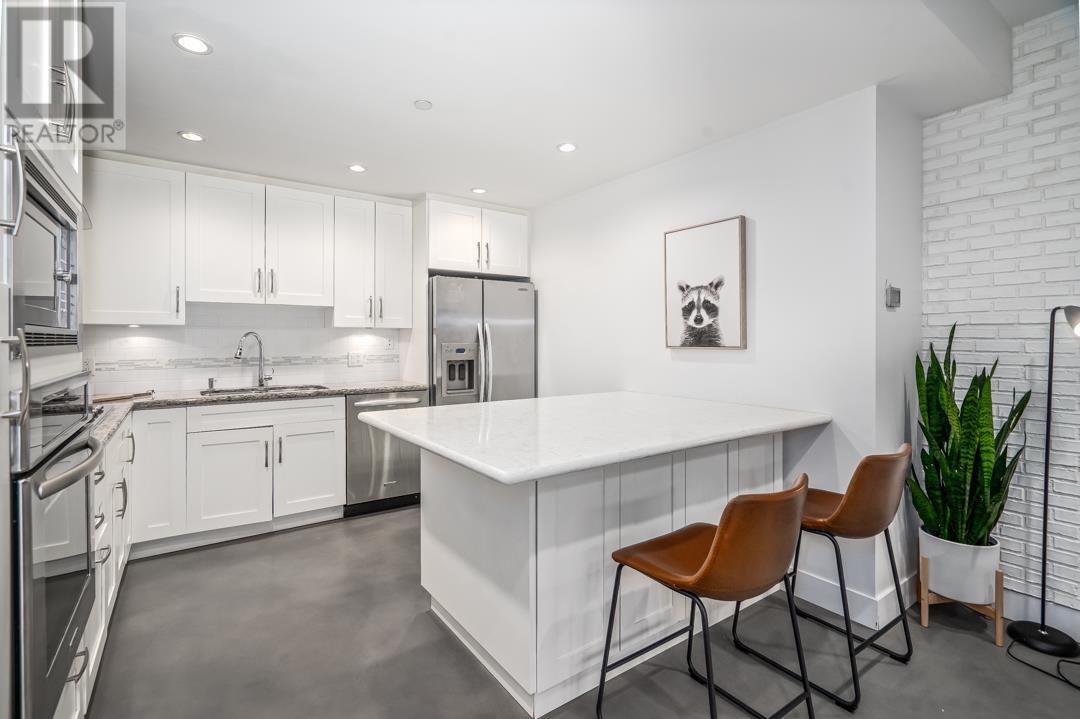 1 2437 W 1st Avenue, Vancouver, British Columbia  V6K 1G5 - Photo 11 - R2853405
