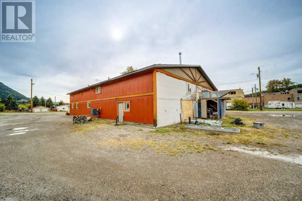 12817 21 Avenue, Blairmore, Alberta  T0K 0E0 - Photo 4 - A2084912