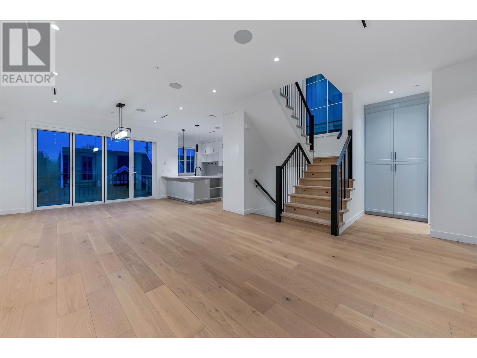 5806 Chester Street, Vancouver, British Columbia  V5W 3B5 - Photo 15 - R2853620