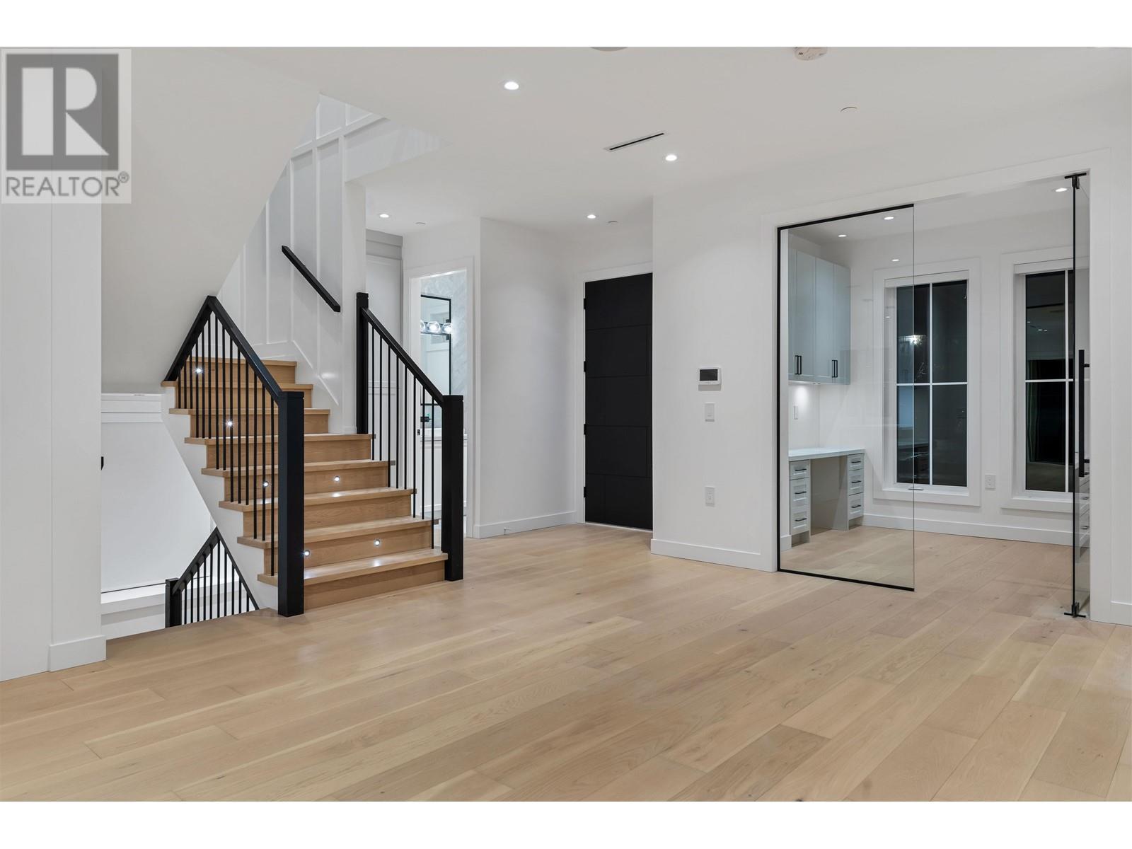 5806 Chester Street, Vancouver, British Columbia  V5W 3B5 - Photo 16 - R2853620