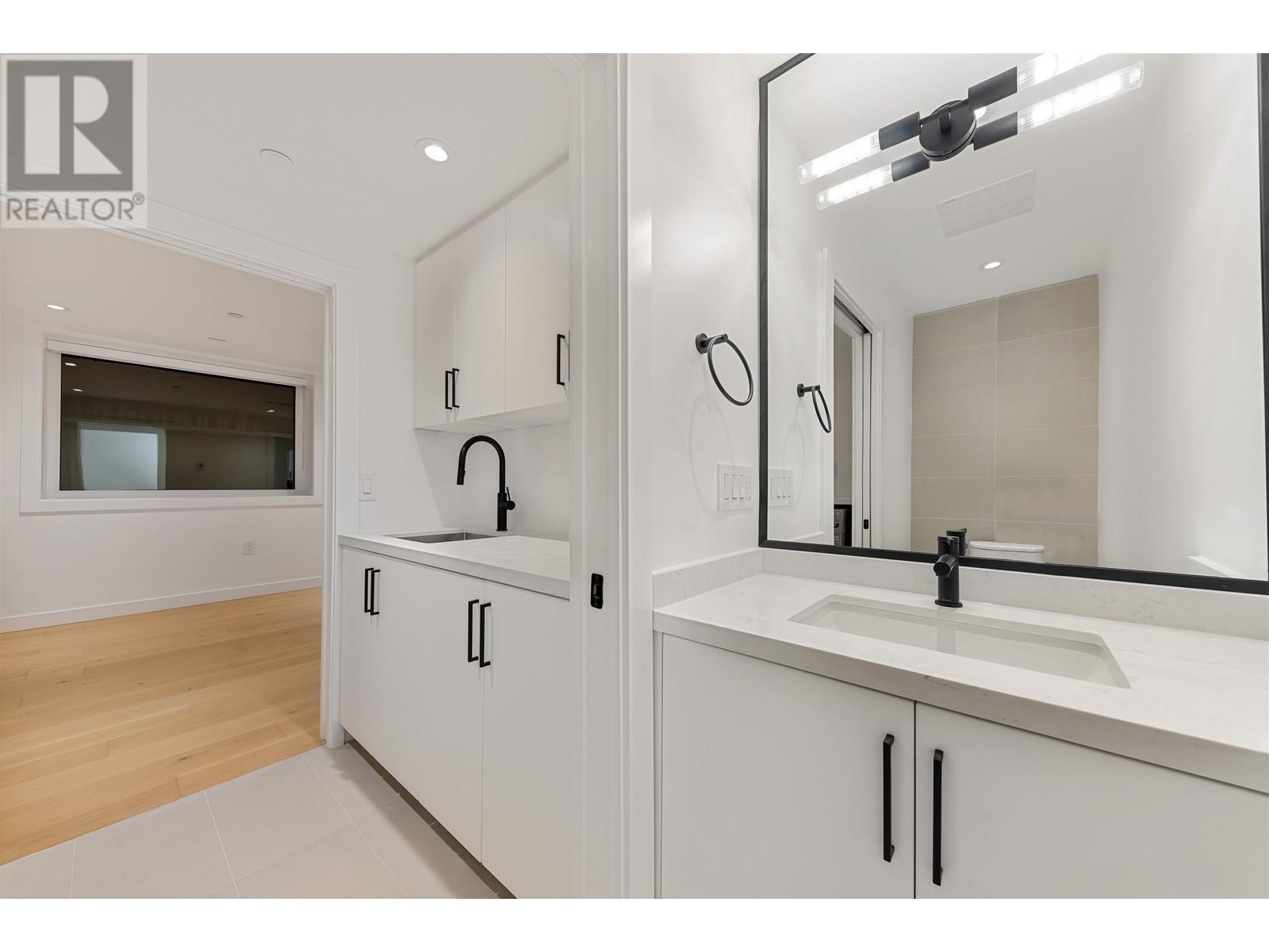5806 Chester Street, Vancouver, British Columbia  V5W 3B5 - Photo 31 - R2853620