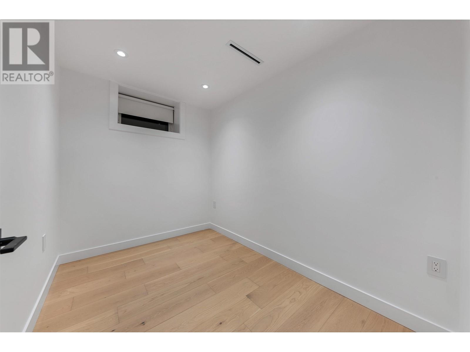 5806 Chester Street, Vancouver, British Columbia  V5W 3B5 - Photo 29 - R2853620