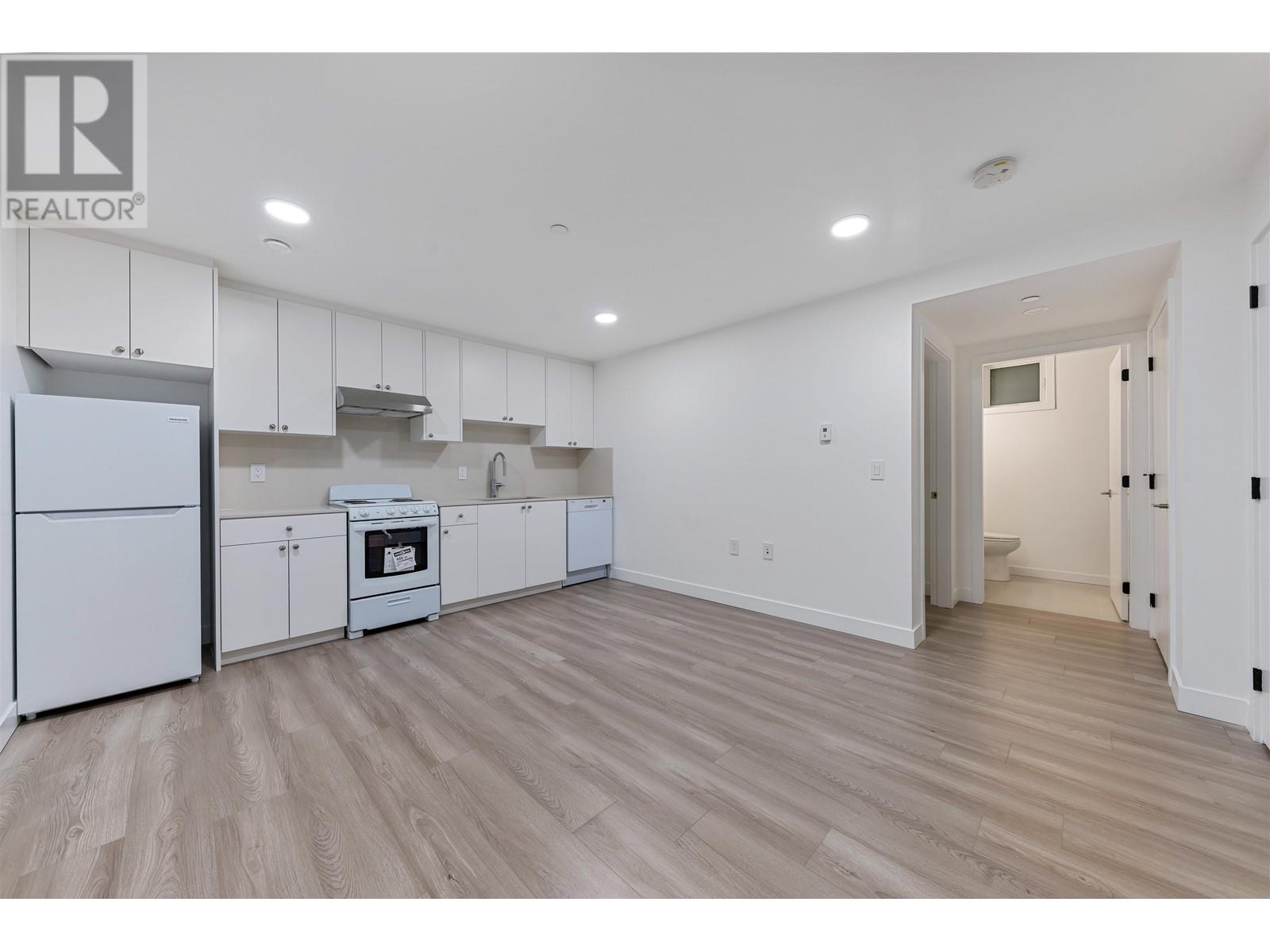 5806 Chester Street, Vancouver, British Columbia  V5W 3B5 - Photo 32 - R2853620