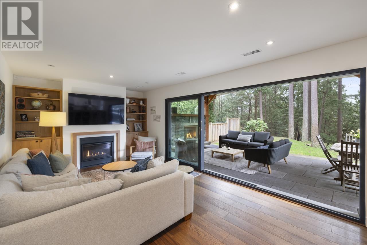 5714 Bluebell Drive, West Vancouver, British Columbia  V7W 1T3 - Photo 16 - R2853673