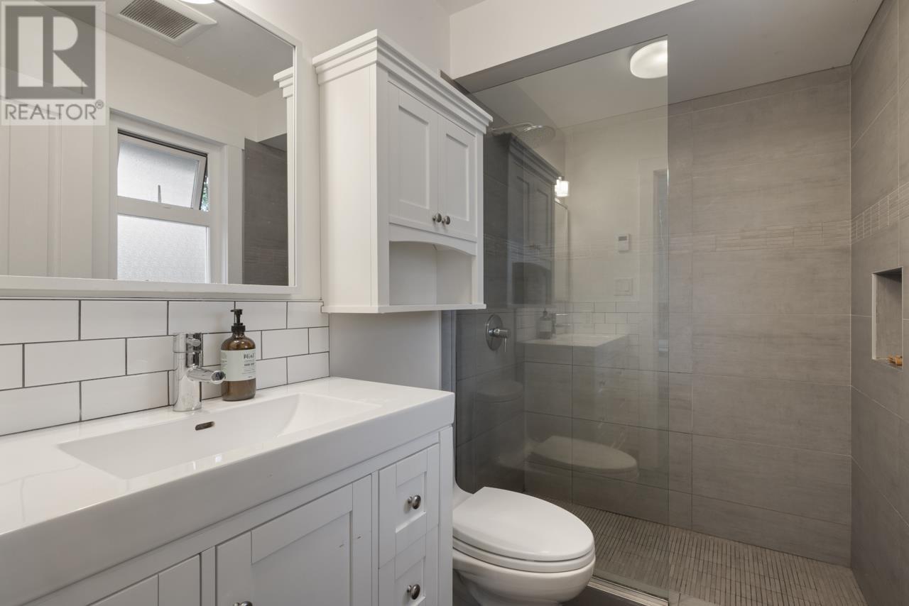 5714 Bluebell Drive, West Vancouver, British Columbia  V7W 1T3 - Photo 21 - R2853673