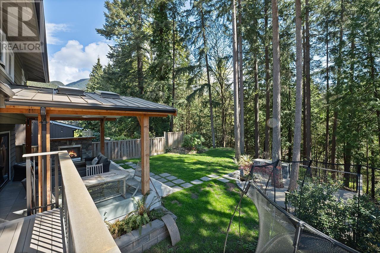 5714 Bluebell Drive, West Vancouver, British Columbia  V7W 1T3 - Photo 32 - R2853673