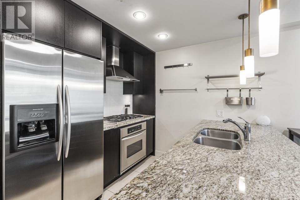 305 7088 18 Avenue, Burnaby, British Columbia  V3N 0A2 - Photo 13 - R2853708