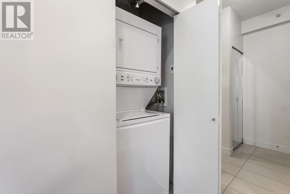 305 7088 18 Avenue, Burnaby, British Columbia  V3N 0A2 - Photo 21 - R2853708