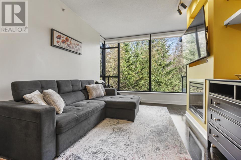 305 7088 18 Avenue, Burnaby, British Columbia  V3N 0A2 - Photo 4 - R2853708