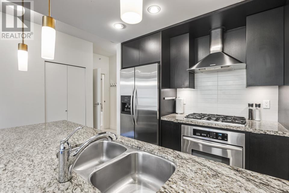 305 7088 18 Avenue, Burnaby, British Columbia  V3N 0A2 - Photo 14 - R2853708