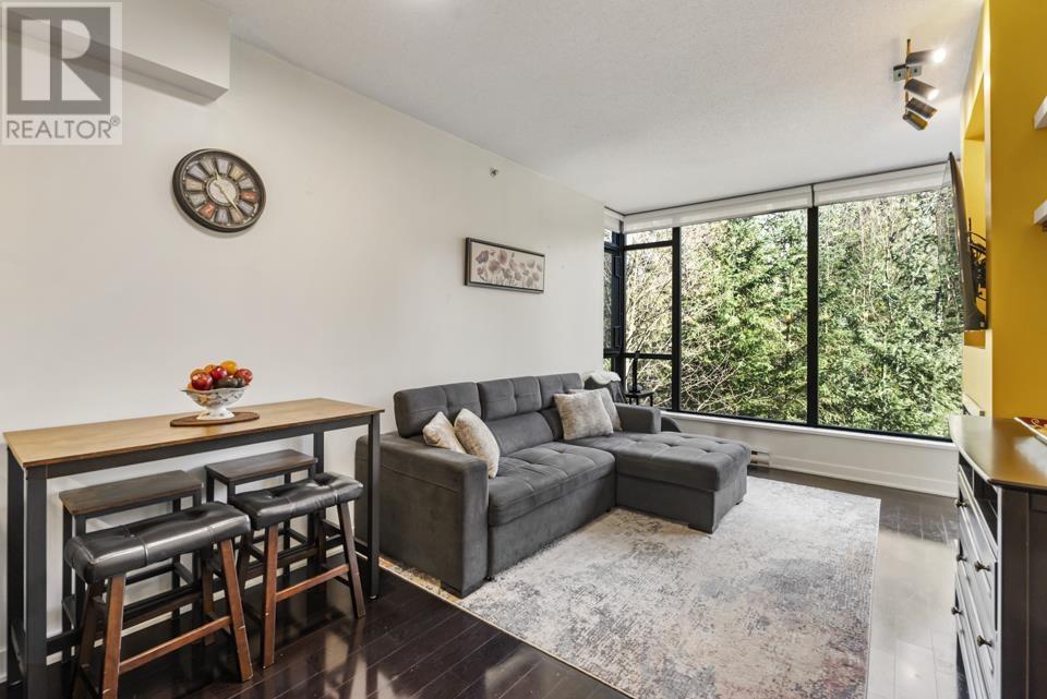 305 7088 18 Avenue, Burnaby, British Columbia  V3N 0A2 - Photo 5 - R2853708