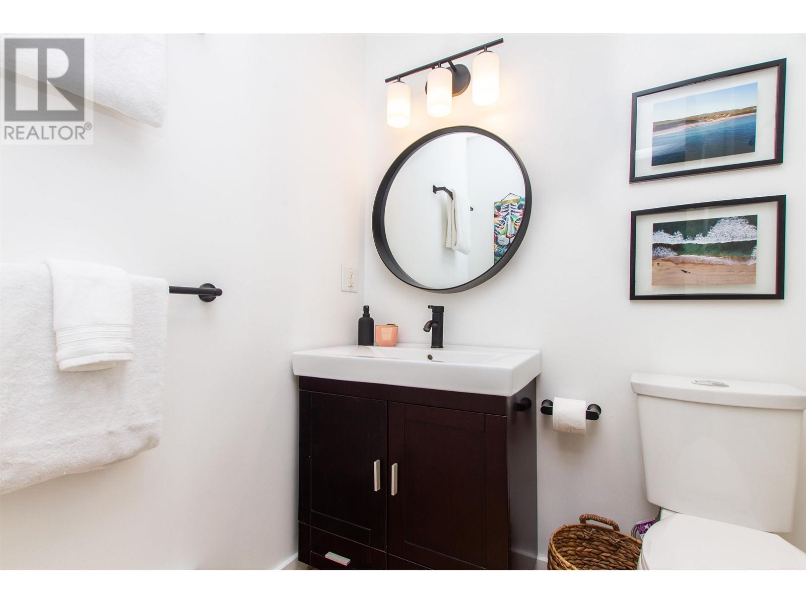 2584 Rhum & Eigg Drive, Squamish, British Columbia  V0N 1T0 - Photo 16 - R2853633