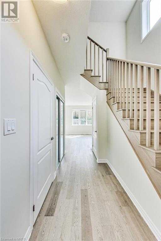 98 Blacksmith Drive, Breslau, Ontario  N0B 1M0 - Photo 4 - 40546491