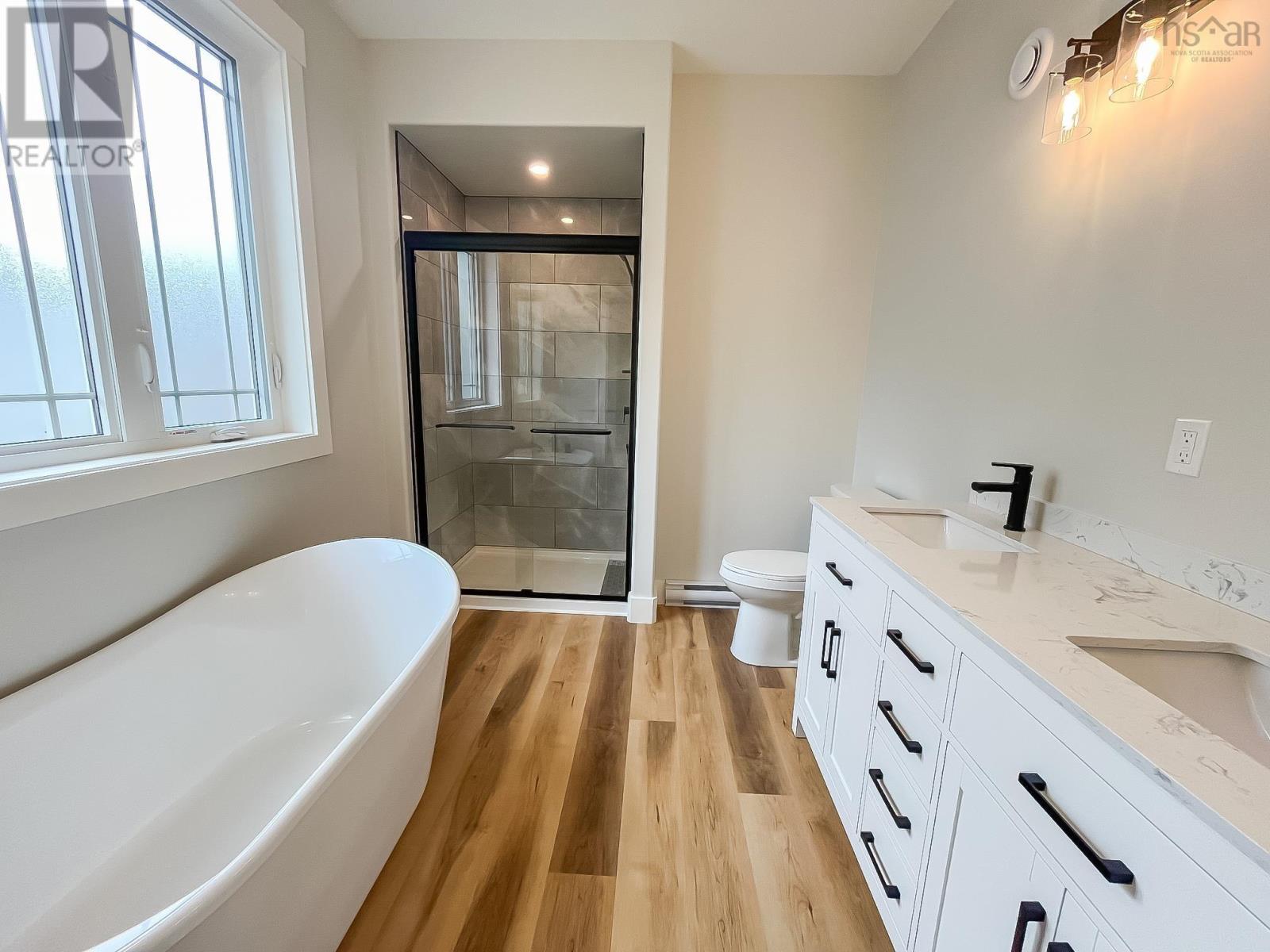 455 Glen Allan Drive, Bridgewater, Nova Scotia  B4V 0A8 - Photo 19 - 202403510