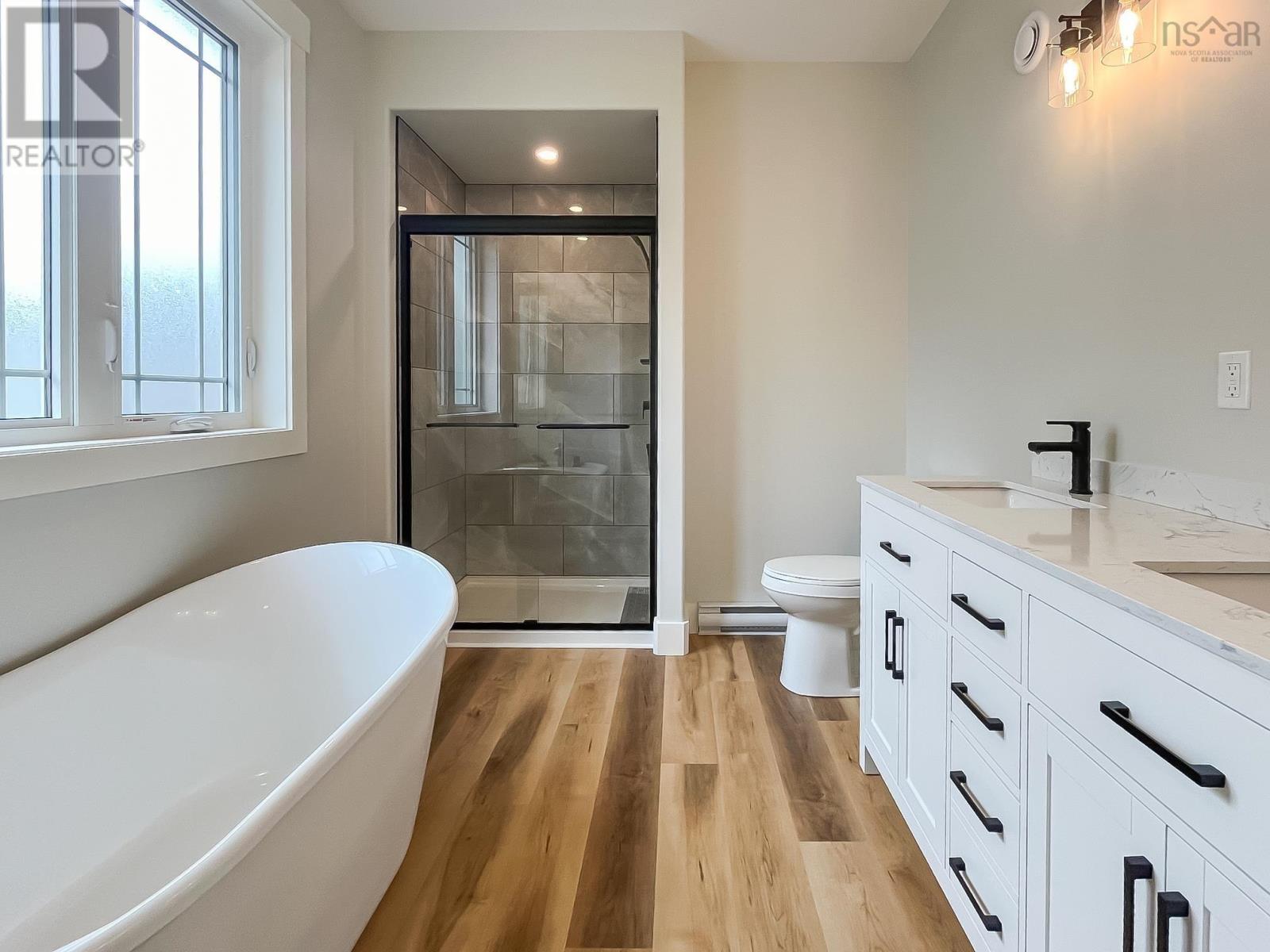 455 Glen Allan Drive, Bridgewater, Nova Scotia  B4V 0A8 - Photo 22 - 202403510