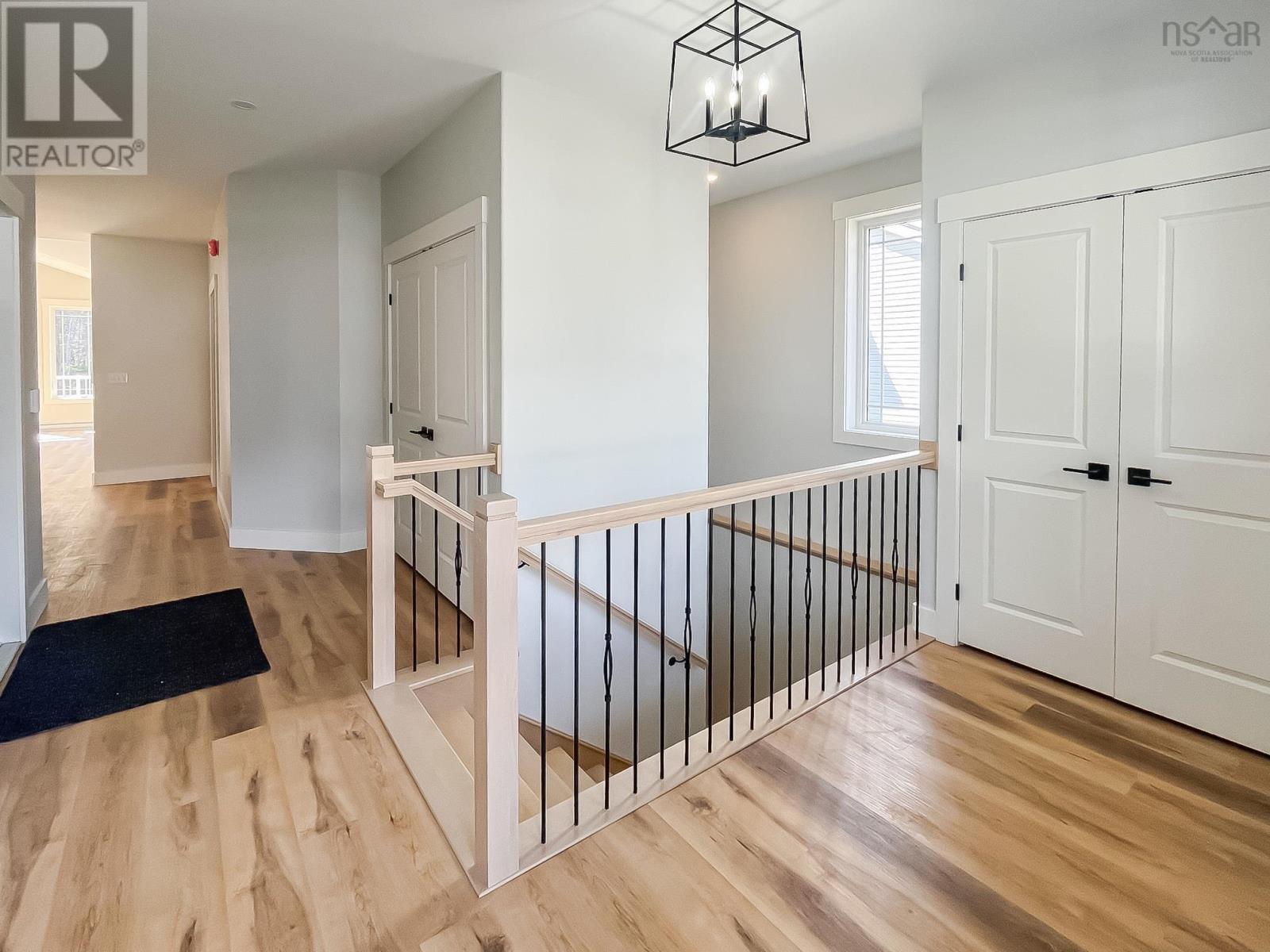 455 Glen Allan Drive, Bridgewater, Nova Scotia  B4V 0A8 - Photo 4 - 202403510