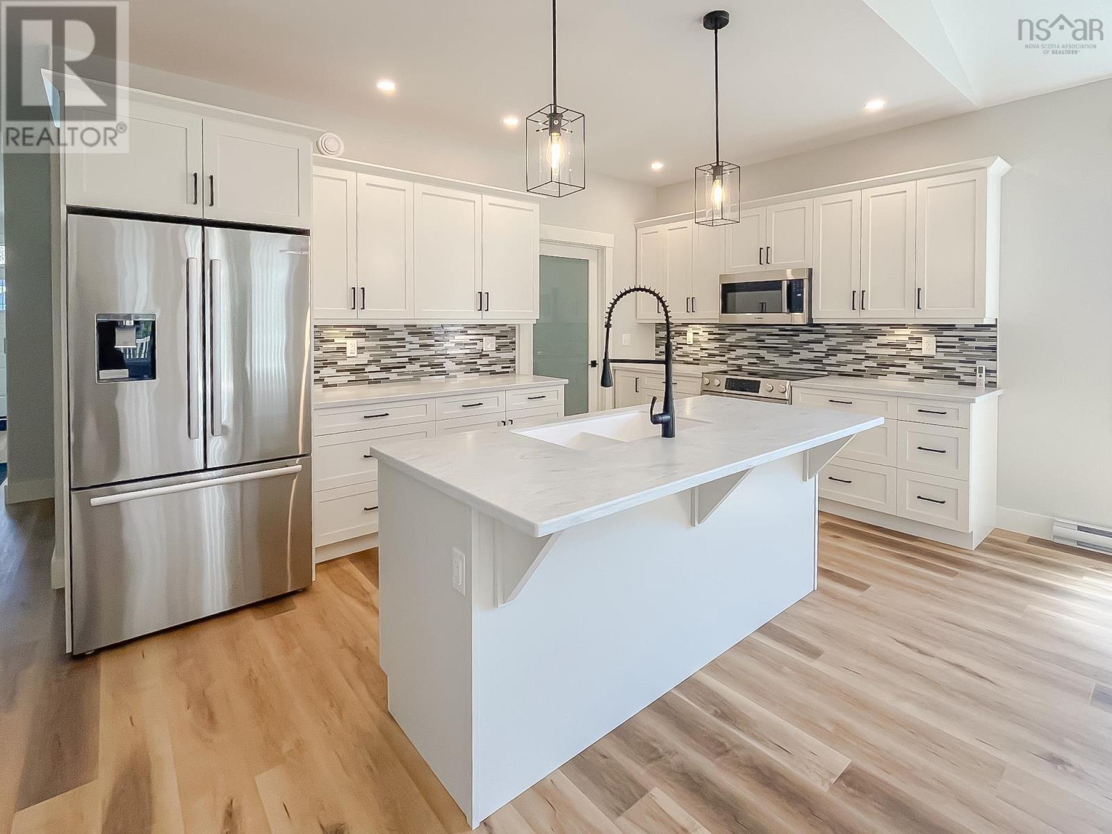 455 Glen Allan Drive, Bridgewater, Nova Scotia  B4V 0A8 - Photo 7 - 202403510