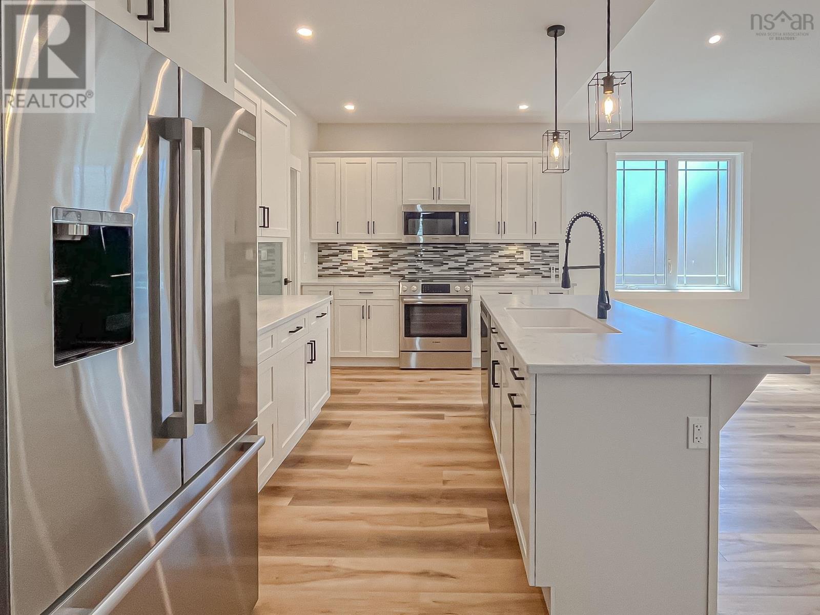 455 Glen Allan Drive, Bridgewater, Nova Scotia  B4V 0A8 - Photo 8 - 202403510