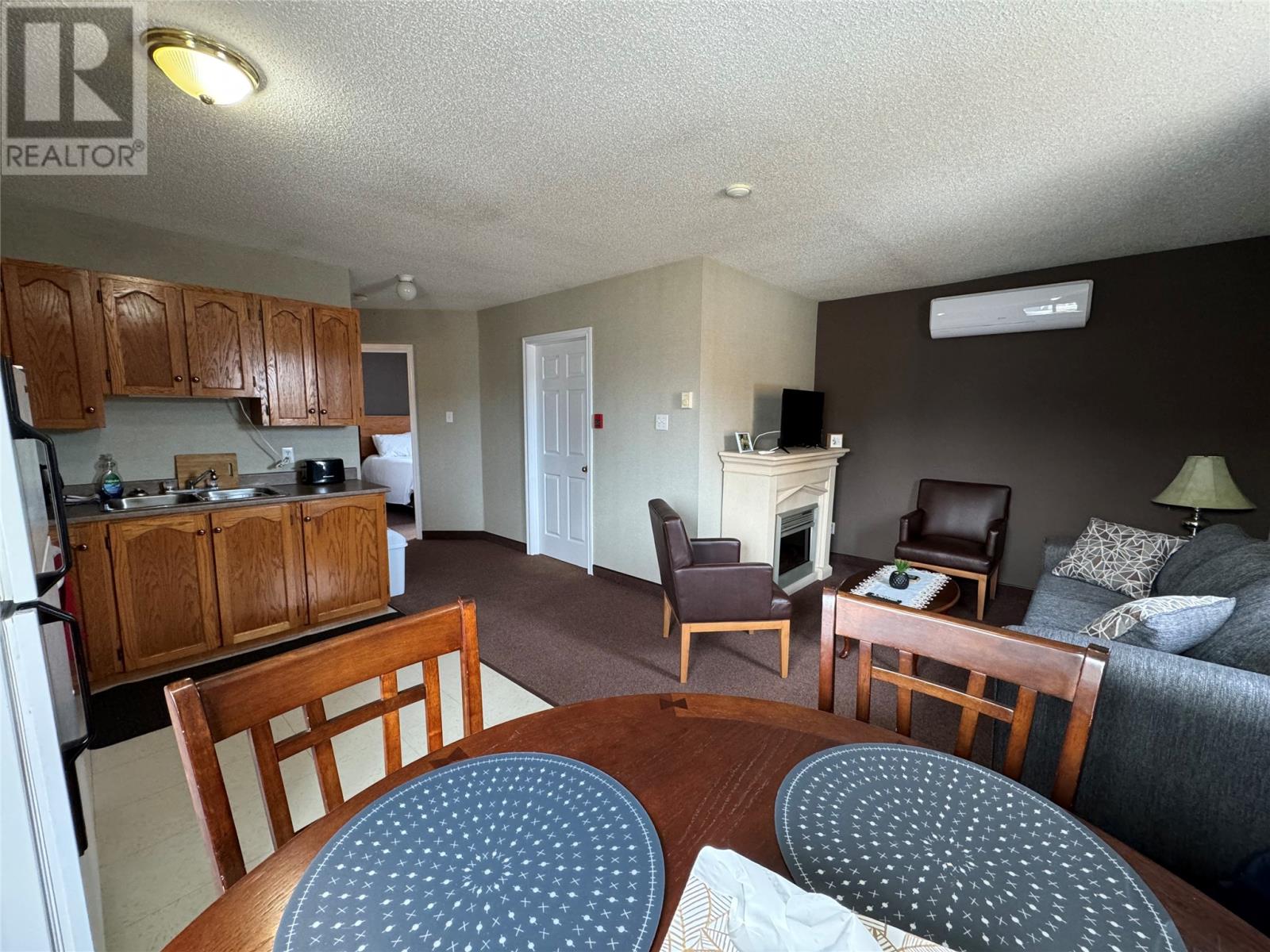 96-98 Canada Drive, Harbour Breton, Newfoundland & Labrador  A0H 1P0 - Photo 5 - 1268159