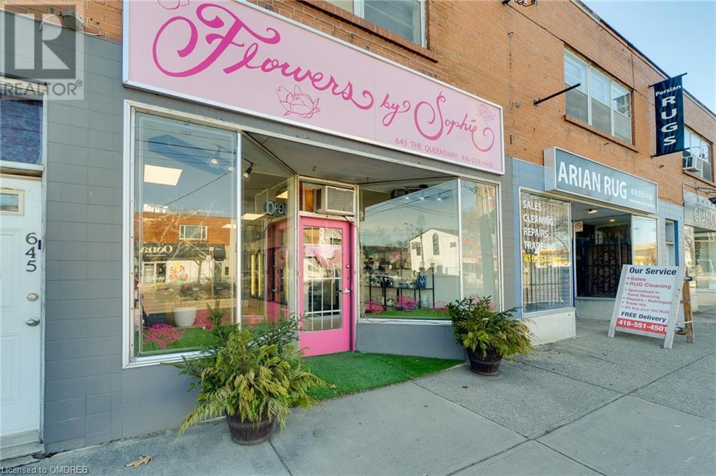 645 The Queensway, Toronto, Ontario  M8Y 1K6 - Photo 3 - 40544449