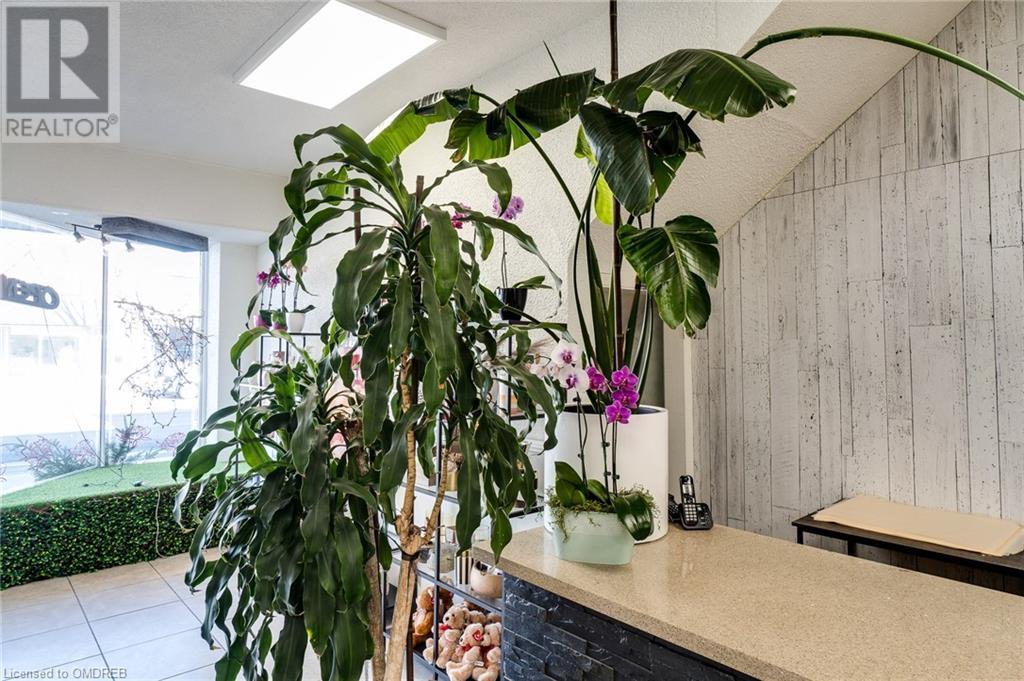 645 The Queensway, Toronto, Ontario  M8Y 1K6 - Photo 32 - 40544449