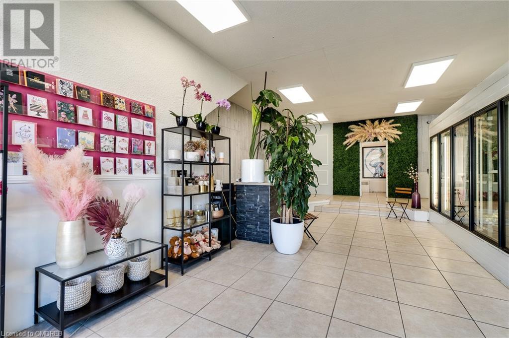 645 The Queensway, Toronto, Ontario  M8Y 1K6 - Photo 5 - 40544449