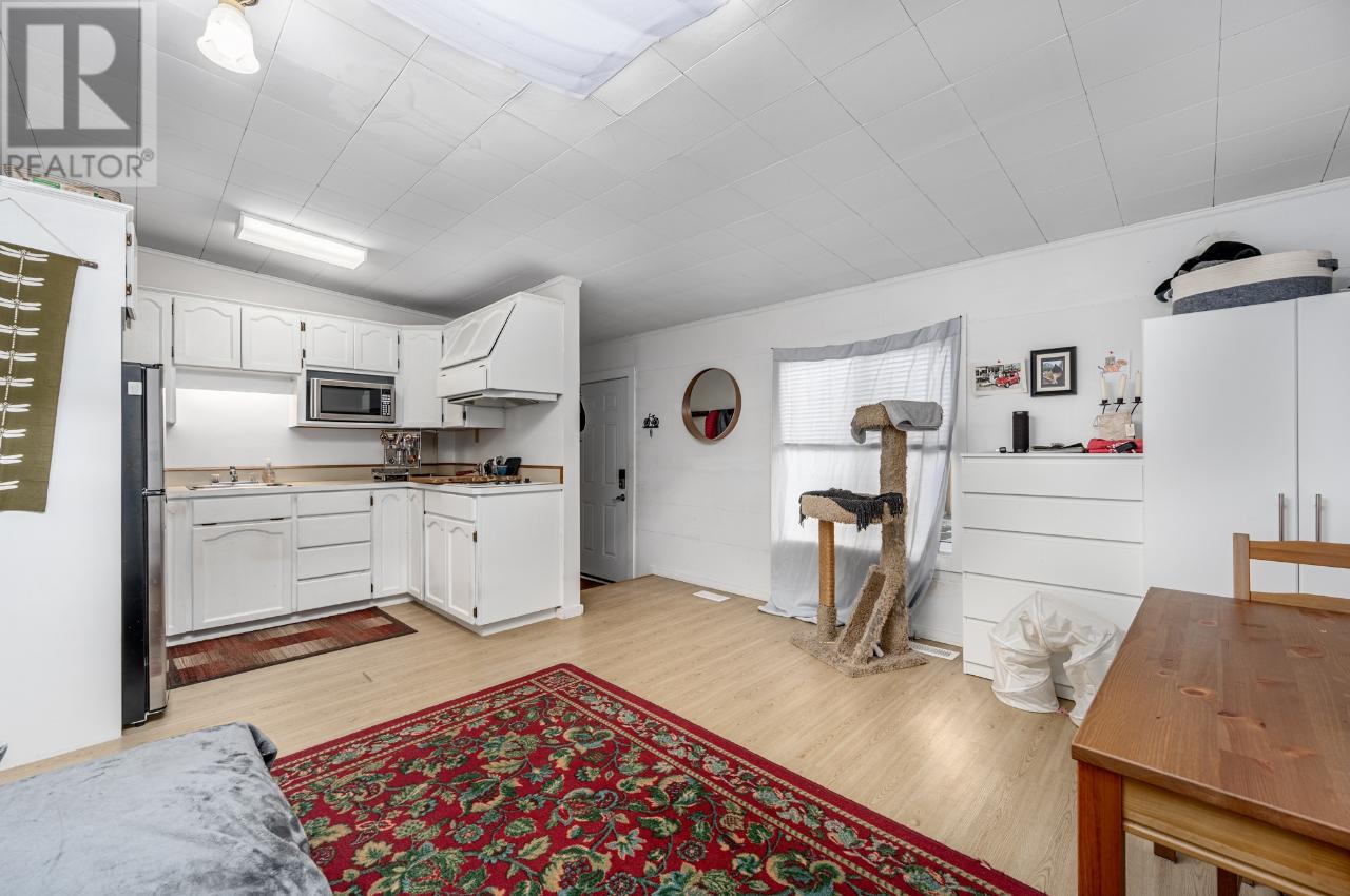 1411 Cariboo Hwy 97, Clinton, British Columbia   - Photo 40 - 176922
