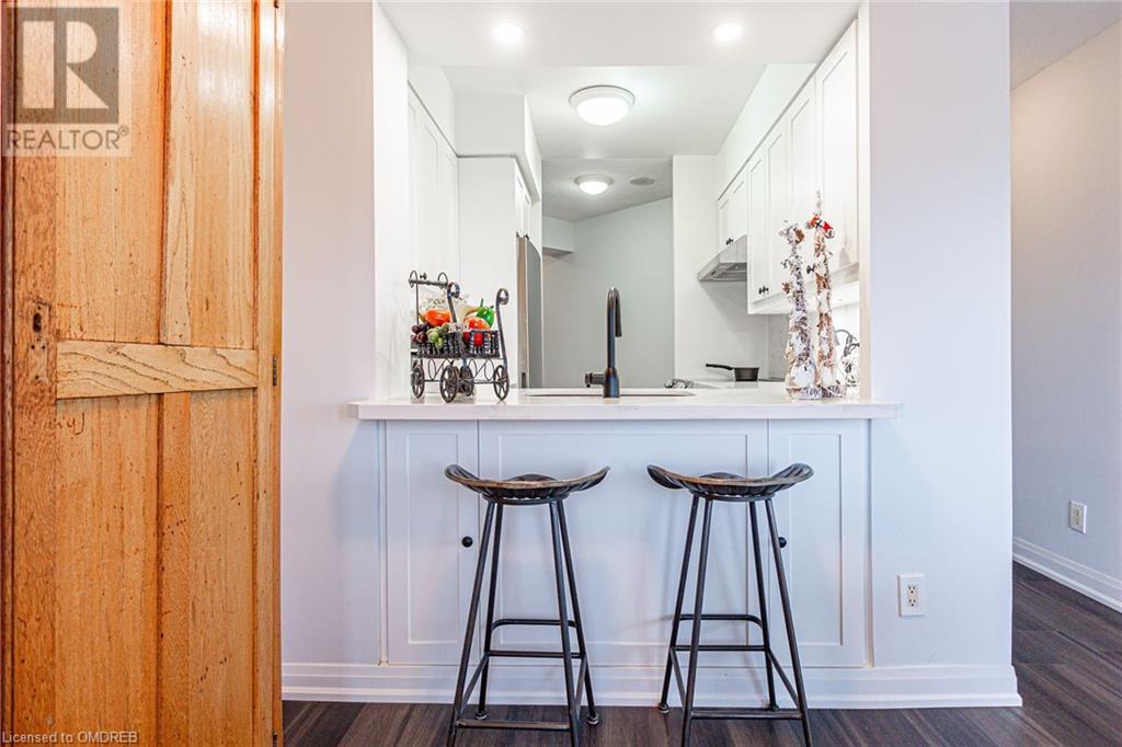 2365 Central Park Drive Unit# 911, Oakville, Ontario  L6H 0C7 - Photo 11 - 40546656