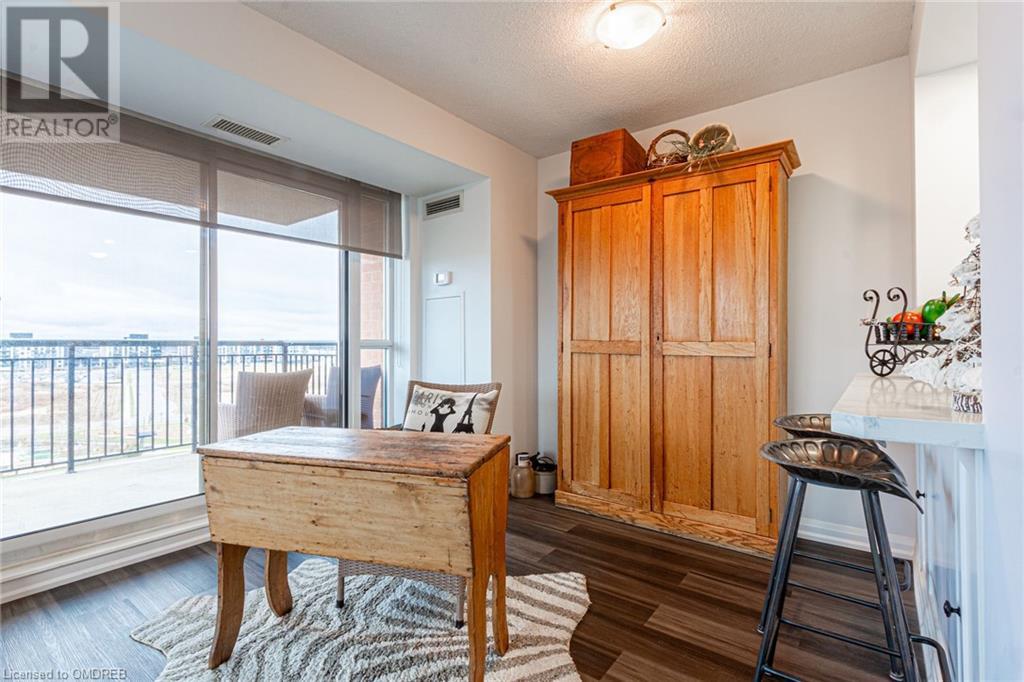 2365 Central Park Drive Unit# 911, Oakville, Ontario  L6H 0C7 - Photo 13 - 40546656