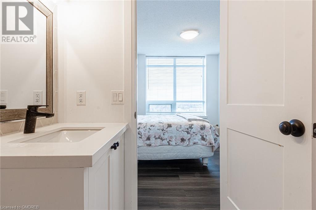 2365 Central Park Drive Unit# 911, Oakville, Ontario  L6H 0C7 - Photo 25 - 40546656