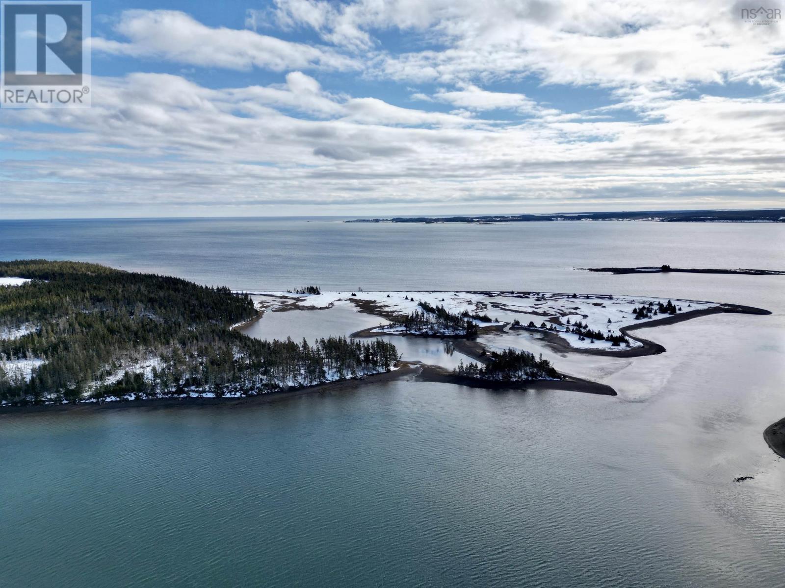 Acerage Grand Goulet Island, river bourgeois, Nova Scotia