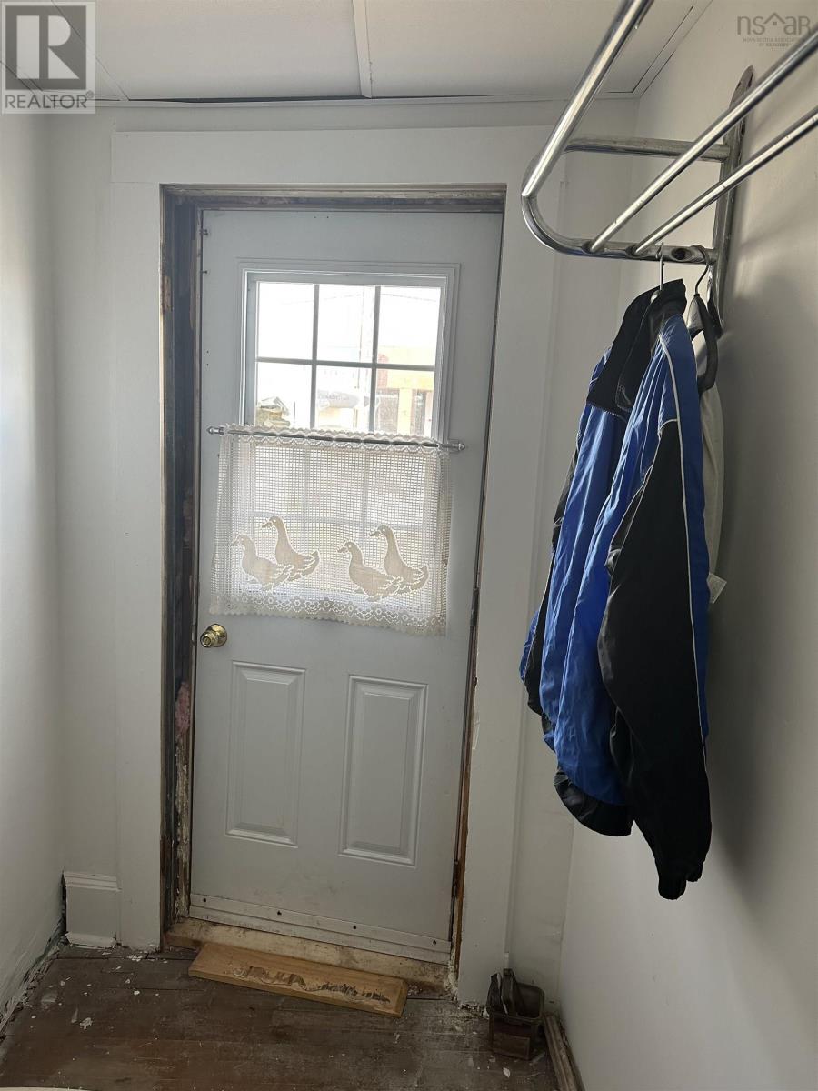 1803 Main Street, Westville, Nova Scotia  B0K 2A0 - Photo 3 - 202403533