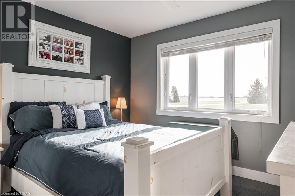 4 Sunset Cove Road, Zurich, Ontario  N0M 1N0 - Photo 19 - 40546692