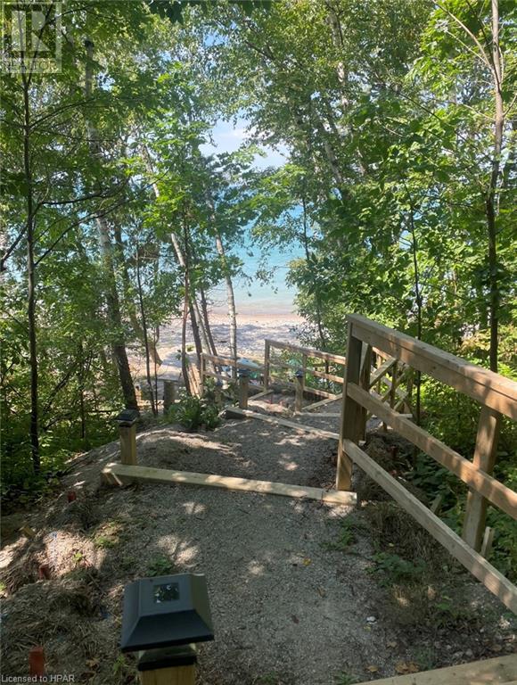 4 Sunset Cove Road, Zurich, Ontario  N0M 1N0 - Photo 40 - 40546692