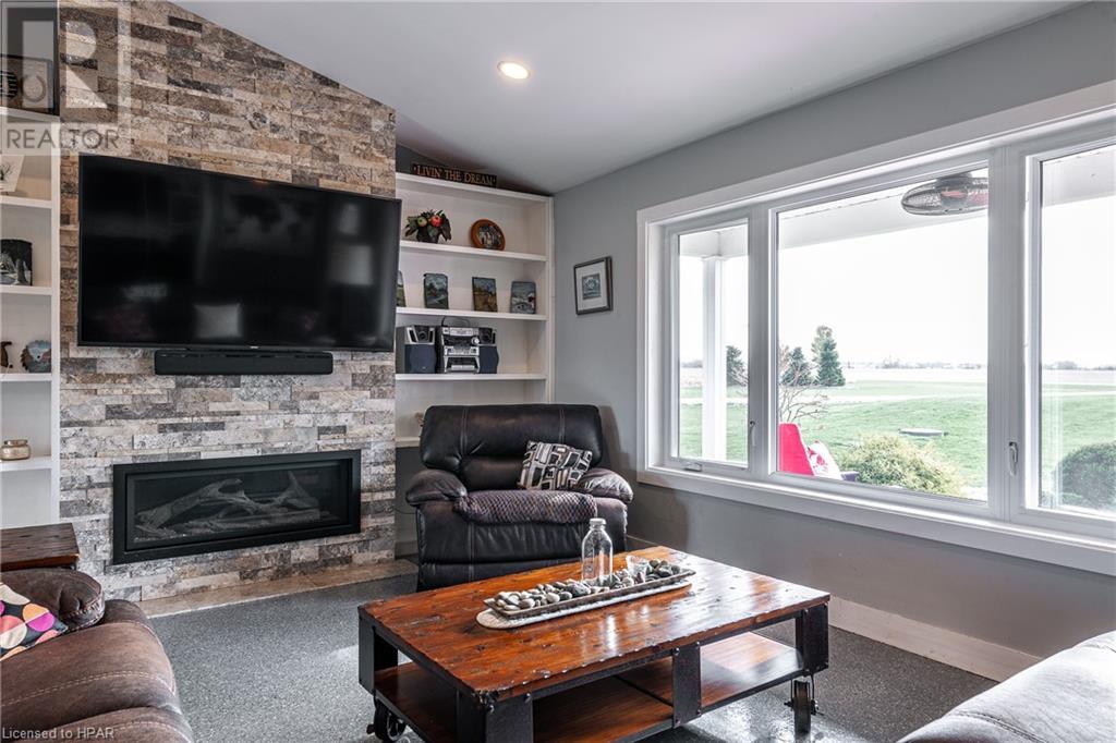 4 Sunset Cove Road, Zurich, Ontario  N0M 1N0 - Photo 16 - 40546692