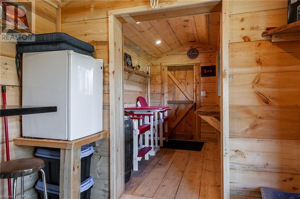 4 Sunset Cove Road, Zurich, Ontario  N0M 1N0 - Photo 31 - 40546692