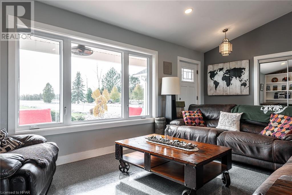 4 Sunset Cove Road, Zurich, Ontario  N0M 1N0 - Photo 13 - 40546692