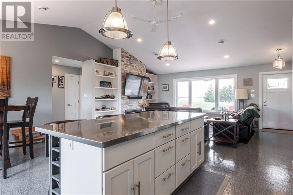 4 Sunset Cove Road, Zurich, Ontario  N0M 1N0 - Photo 7 - 40546692