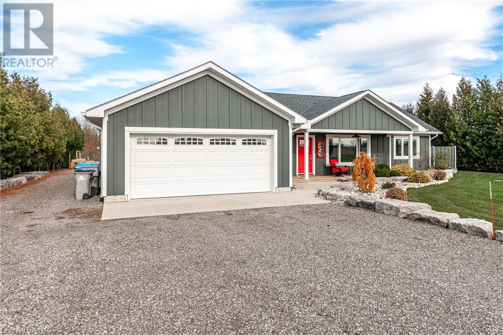 4 Sunset Cove Road, Zurich, Ontario  N0M 1N0 - Photo 3 - 40546692