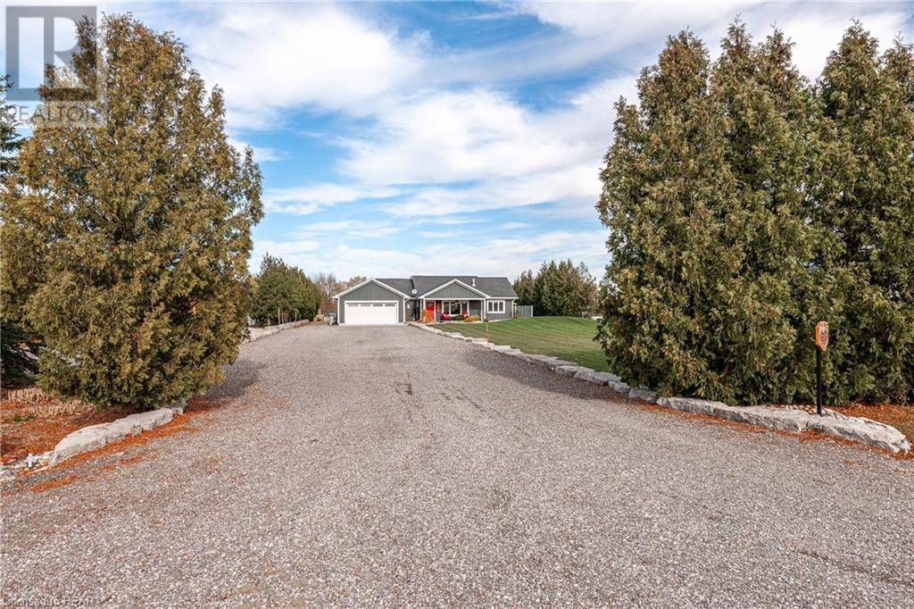 4 Sunset Cove Road, Zurich, Ontario  N0M 1N0 - Photo 5 - 40546692