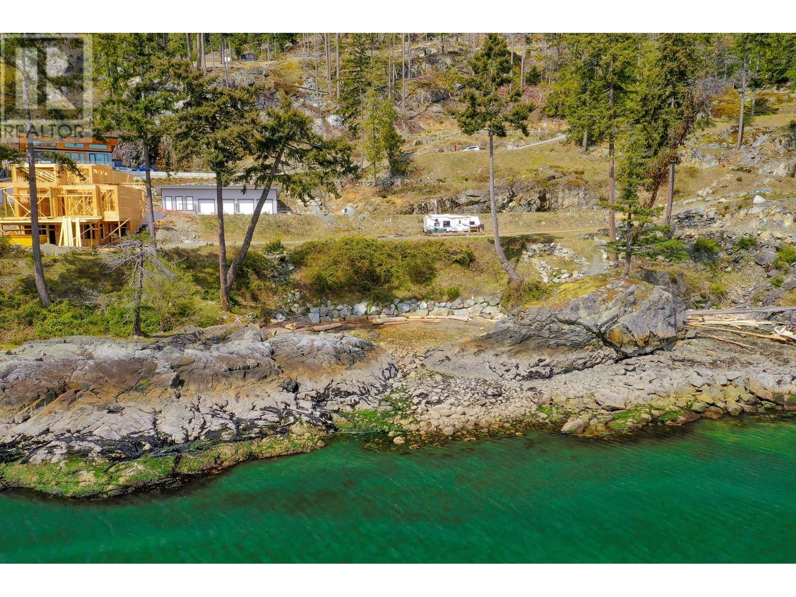 241 Shore Lane, Bowen Island, British Columbia  V0N 1G2 - Photo 4 - R2853887