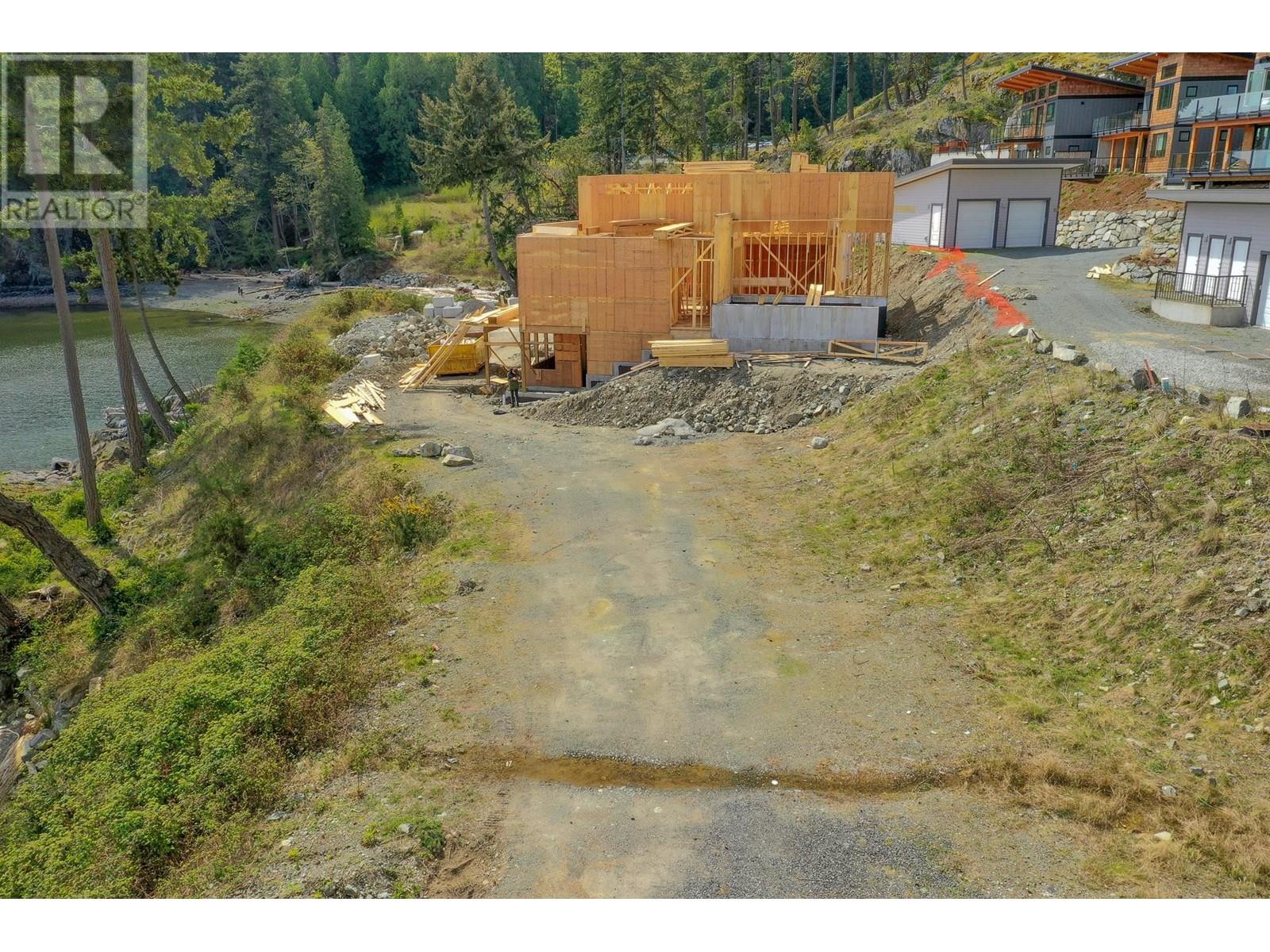 241 Shore Lane, Bowen Island, British Columbia  V0N 1G2 - Photo 9 - R2853887