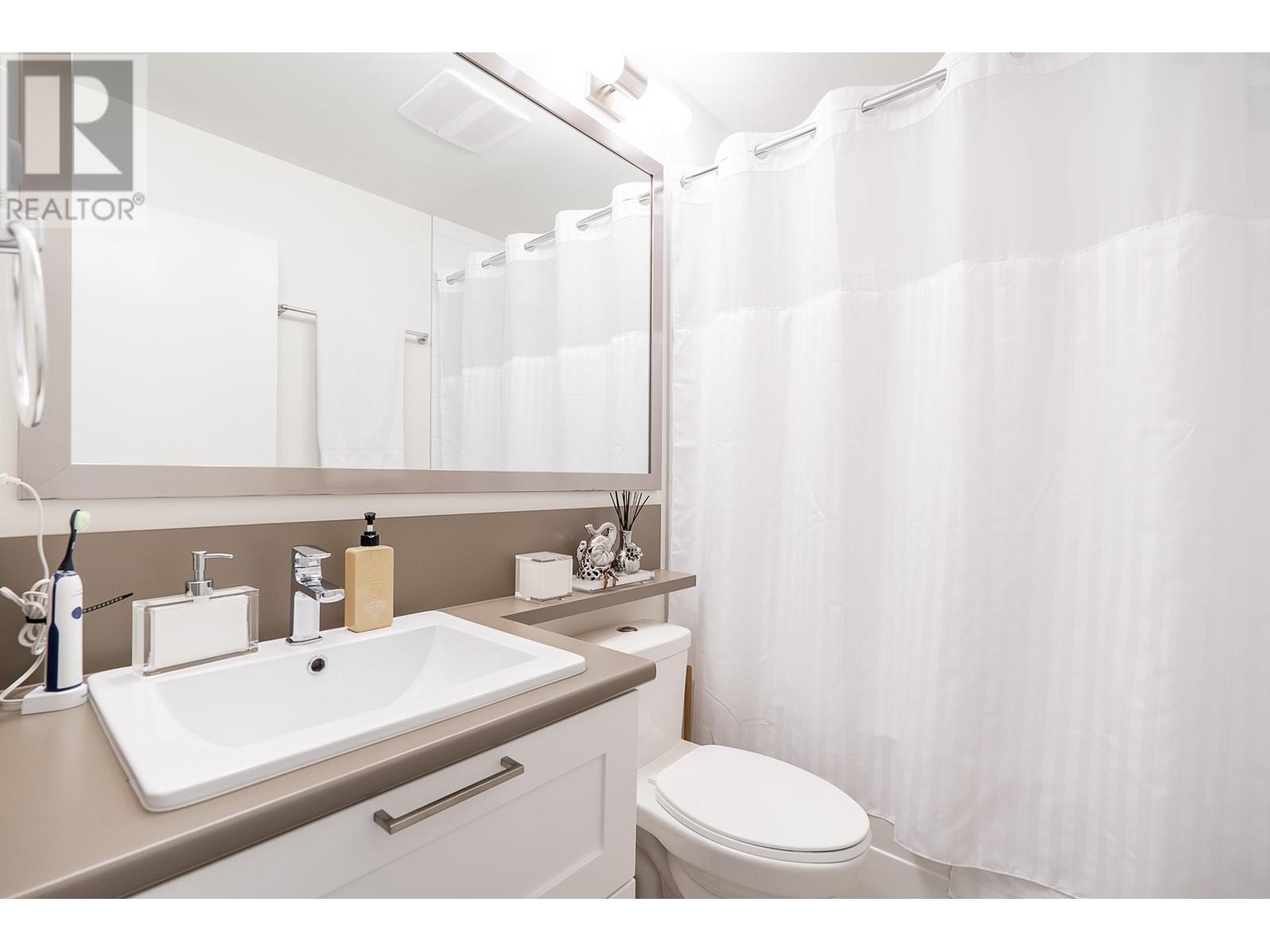206 611 Regan Avenue, Coquitlam, British Columbia  V3J 3A3 - Photo 16 - R2853090