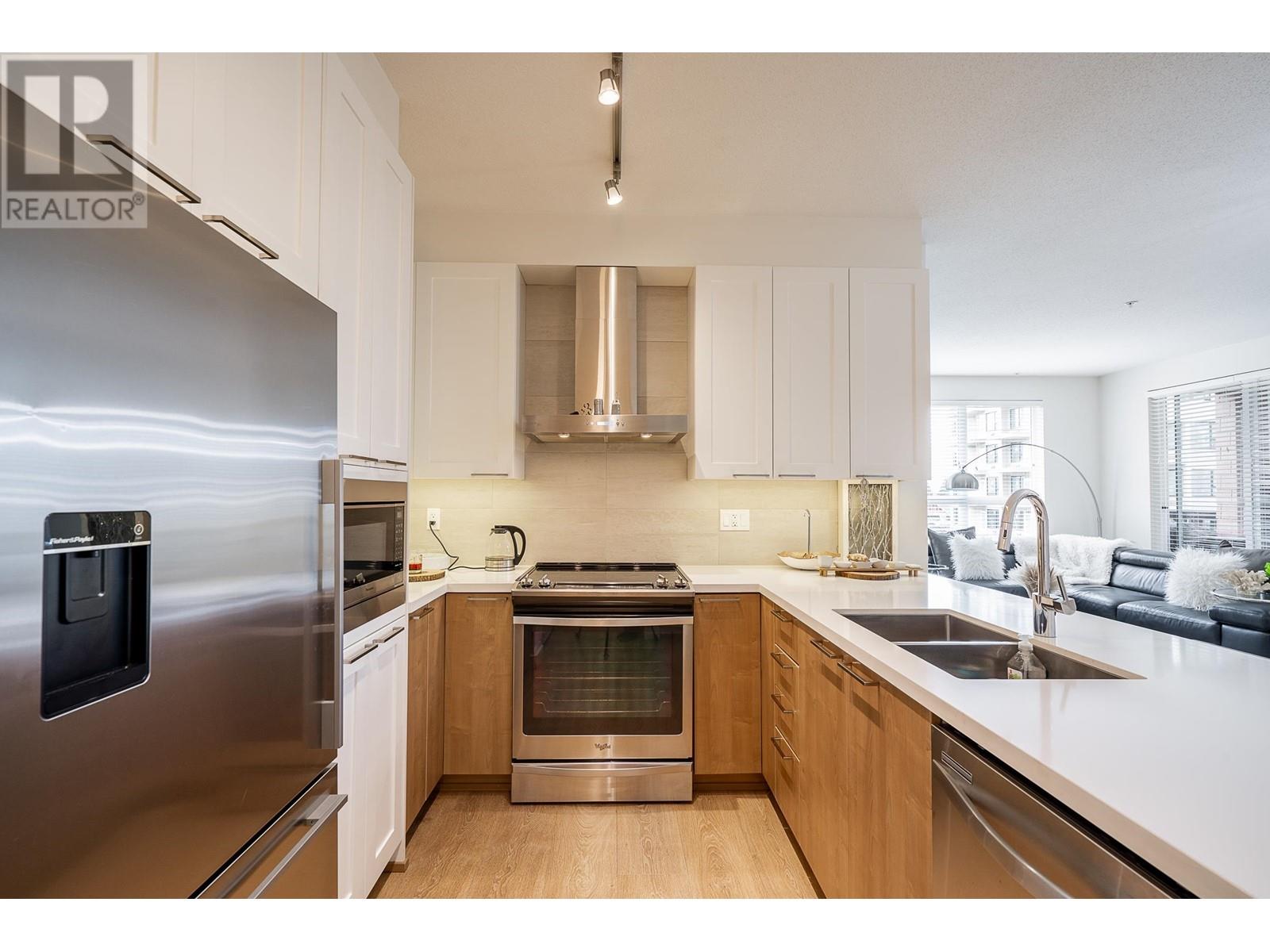206 611 Regan Avenue, Coquitlam, British Columbia  V3J 3A3 - Photo 8 - R2853090