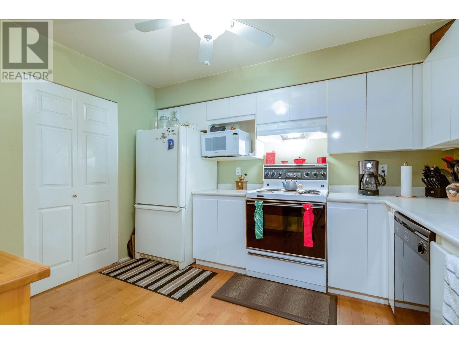 310 1200 Eastwood Street, Coquitlam, British Columbia  V3B 7R9 - Photo 5 - R2853928