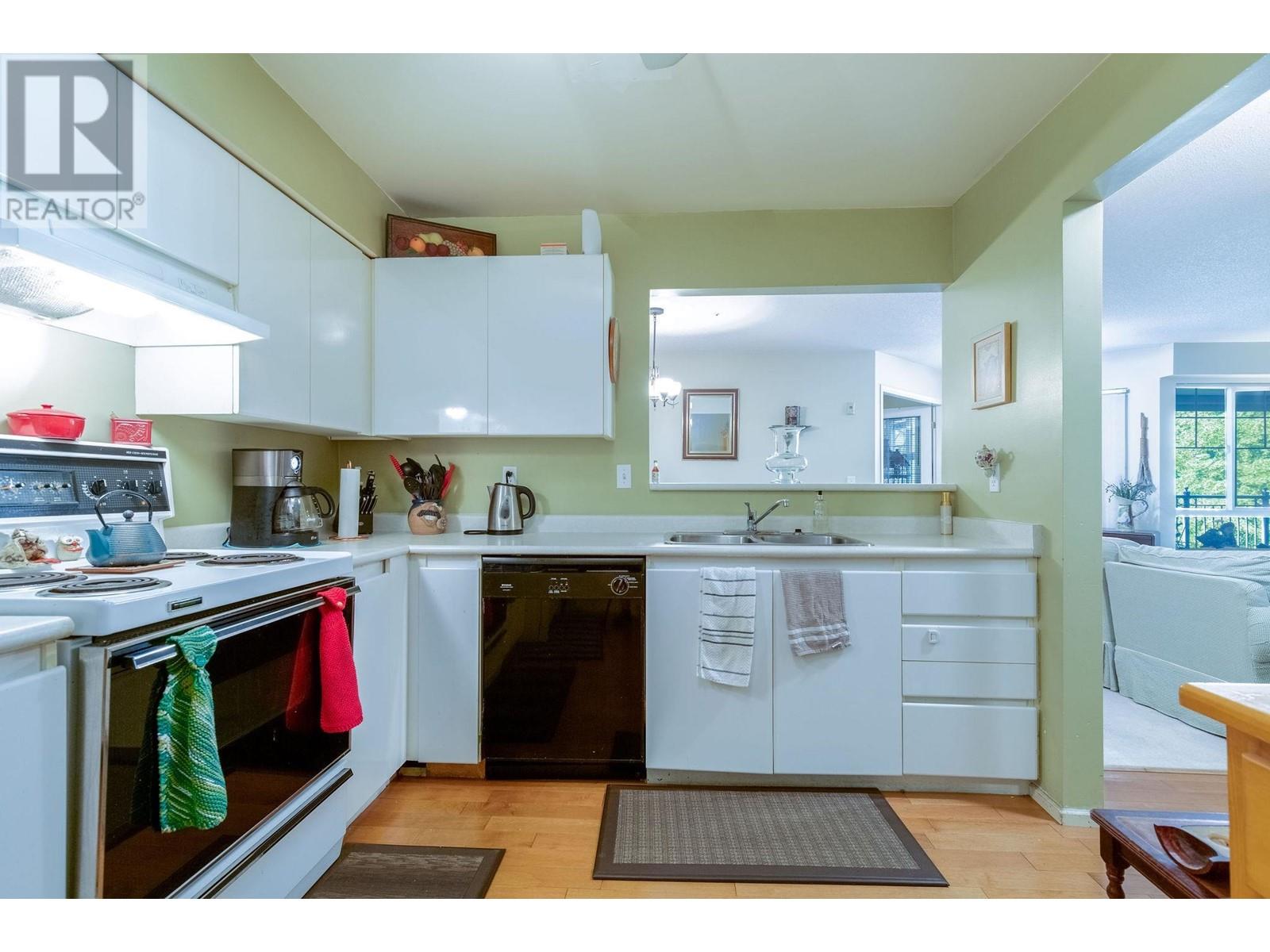 310 1200 Eastwood Street, Coquitlam, British Columbia  V3B 7R9 - Photo 8 - R2853928
