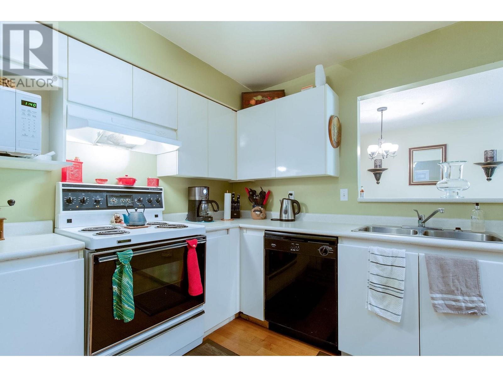310 1200 Eastwood Street, Coquitlam, British Columbia  V3B 7R9 - Photo 9 - R2853928