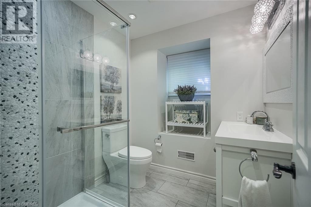 1347 Wendigo Trail, Mississauga, Ontario  L5G 2W1 - Photo 20 - 40546776